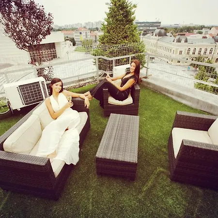 With Free Parking Hotel