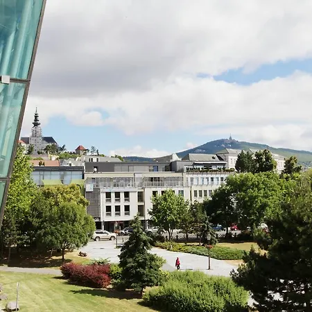 Hotel With Free Parking Nitra