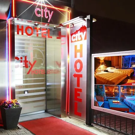 City Hotel 4*