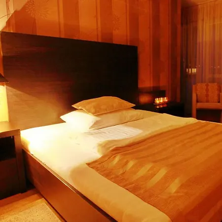 With Free Parking 4* Нитра